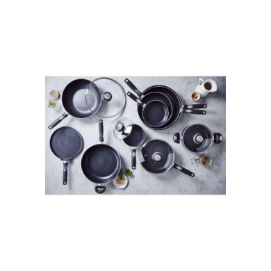 13078254-3458163078256_3_600