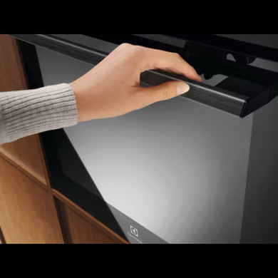 ELECTROLUX - EOE7P12Z